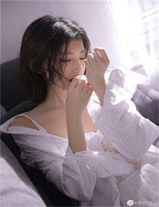《女性艺术照-罗曼蒂克未测减除版》